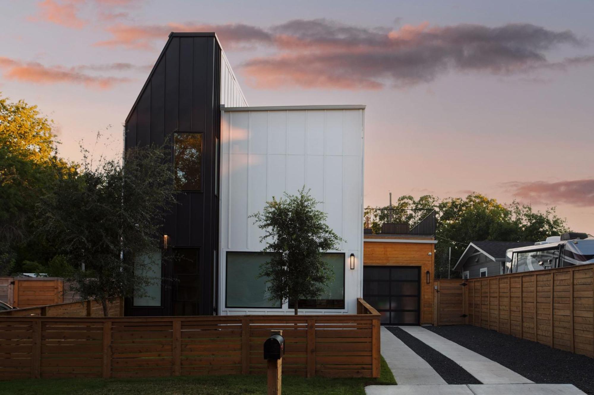 Melody By Avantstay Peloton Included Sleek Home Austin Esterno foto
