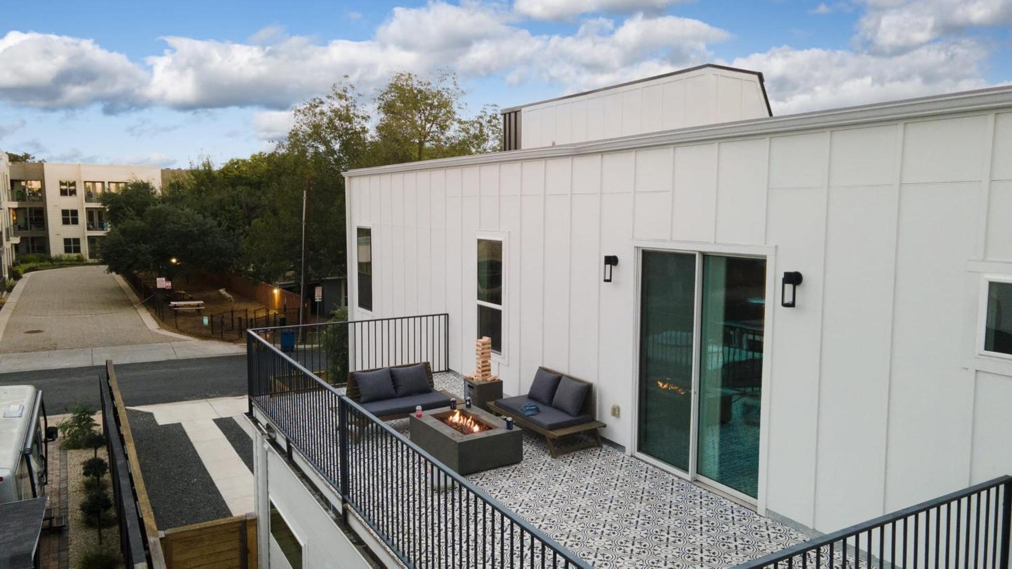 Melody By Avantstay Peloton Included Sleek Home Austin Esterno foto